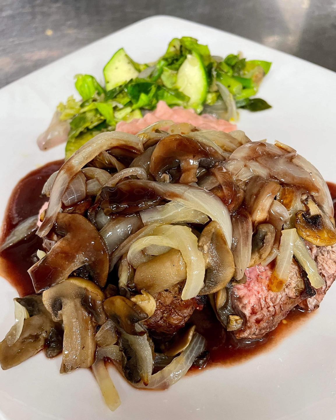 313118795_637651777760471_3808050032807468089_n