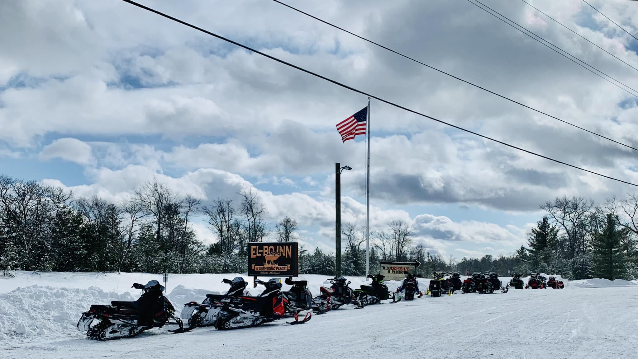 333028680_222573643504069_5936157731374786841_n