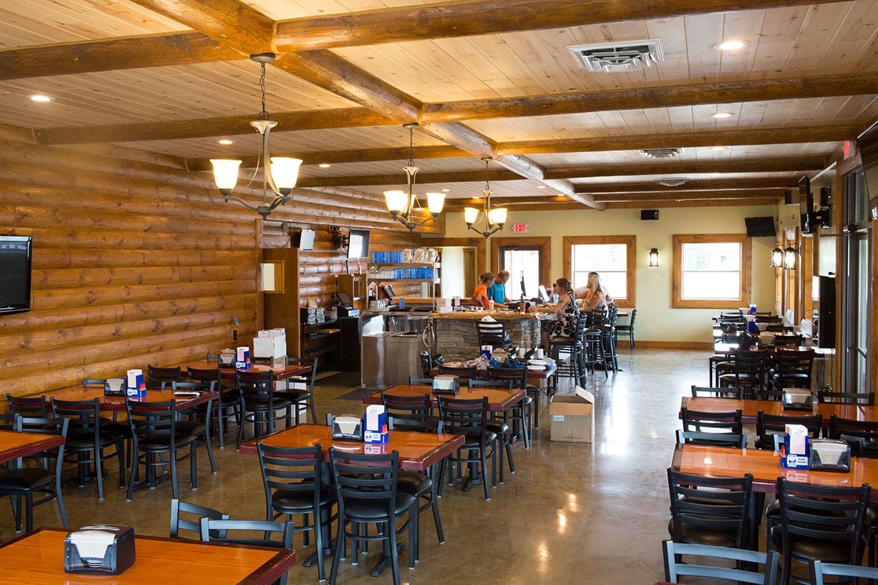 Ma-Deeters-rustic-dining-room-2